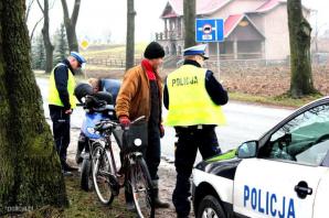 Policjanci walczą o bezpieczeństwo na drogach