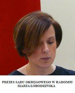 [VIDEO] TOGI BEZ SUMIEŃ: Matka od pół roku nie ma dziecka a Prezes Sądu Okręgowego w Radomiu Marta Łobodzińska - czasu, dla niej! Mimo że to przez niedbalstwo jej podwładnych, dziecko od pół roku jest przetrzymywane nielegalnie przez ojca-porywacza!