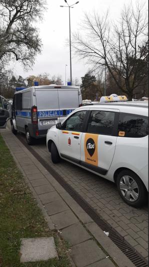 [VIDEO] Błyskawiczna akcja Rutkowskiego! Auto odnalezione po kilku godzinach na lotnisku Okęcie! Trwa Złota Passa odnajdywania skradzionych pojazdów przez Rutkowskiego!
