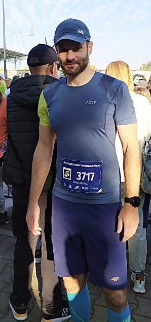 RUTKOWSKI sta cercando un polacco scomparso a Bergamo, in Italia. Questo è Grzegorz, 38 anni. Sai cosa è successo durante il suo trasferimento in Lussemburgo? Conosci la sua ragazza russa dalla foto Ksenia da Varsavia? Chiama il numero +48 600 007007