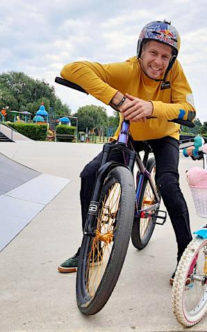 [VIDEO] Bezpieczny Sk8park & Pumptrack - Śląsk wspólnie dla bezpieczeństwa