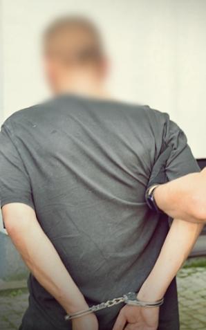 Było już o kiełbasę, tym razem poszło o kanapkę