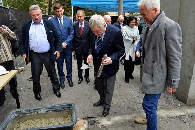 Przy VII LO w Krakowie powstanie hala sportowa