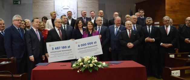 [VIDEO] Szef MEiN w Rzeszowie: Udało się zwiększyć liczbę studentów na pierwszym roku studiów lekarskich o 60 proc.